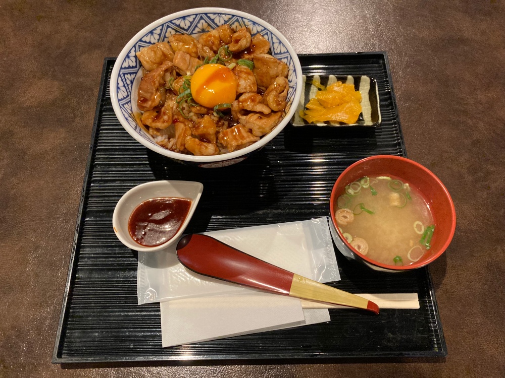 GOOD BLESS GARDEN（グッドブレスガーデン）サウナ&ステイのホルモン丼