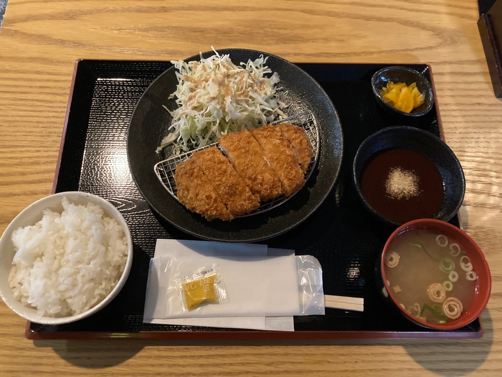 GOOD BLESS GARDEN（グッドブレスガーデン）サウナ&ステイのとんかつ定食